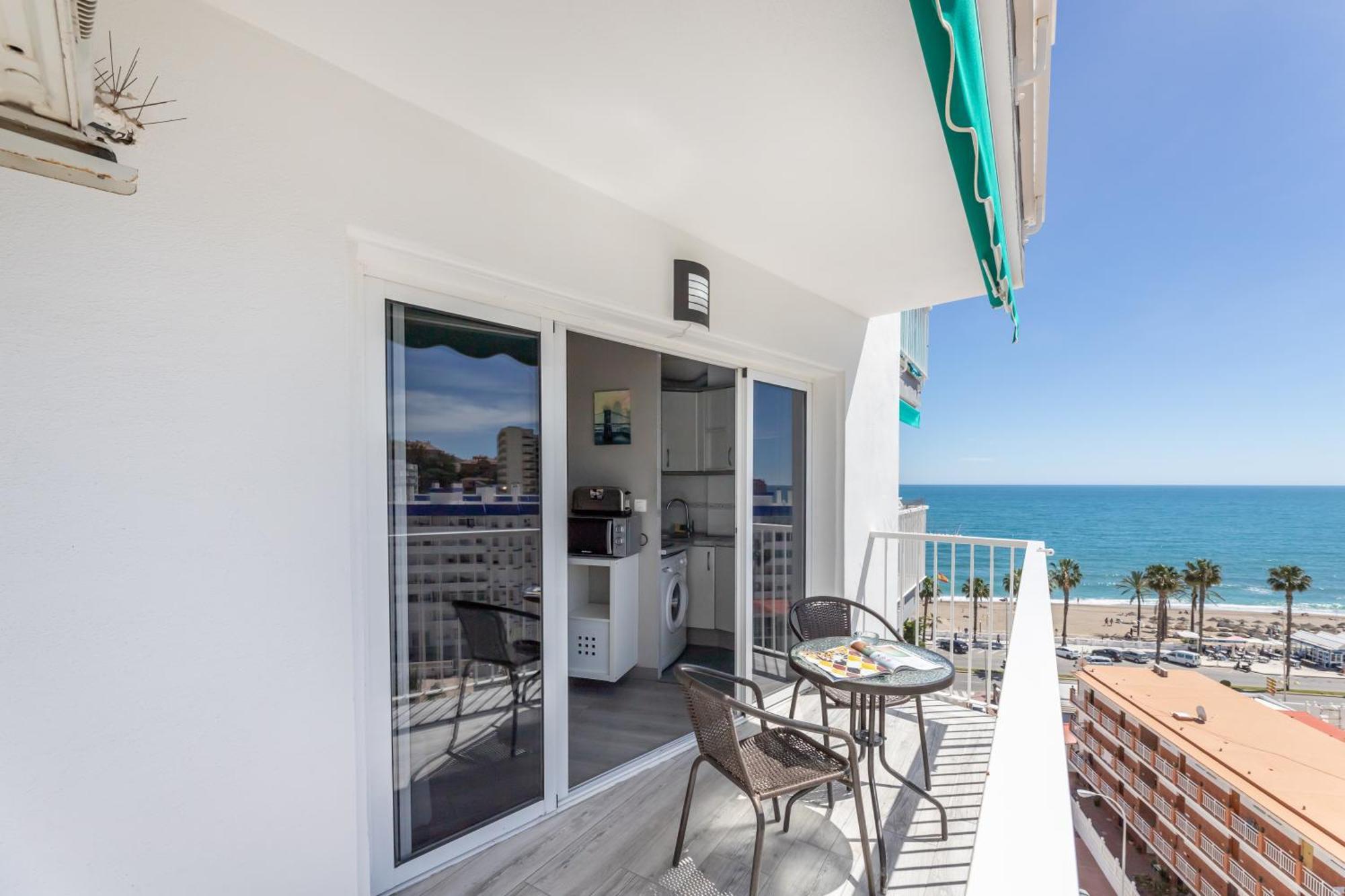 Vb Benalmadena 1 Bedroom Waterfront Apt Exterior photo